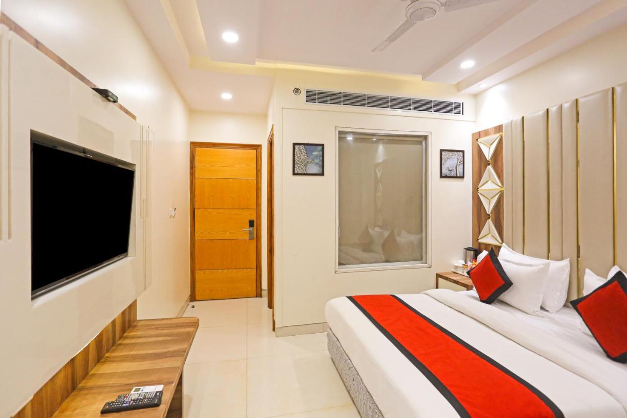 Frank Stay-Newly Built Worth -2Mins Walk From Rk Ashram Metro Satation Нью-Делі Екстер'єр фото